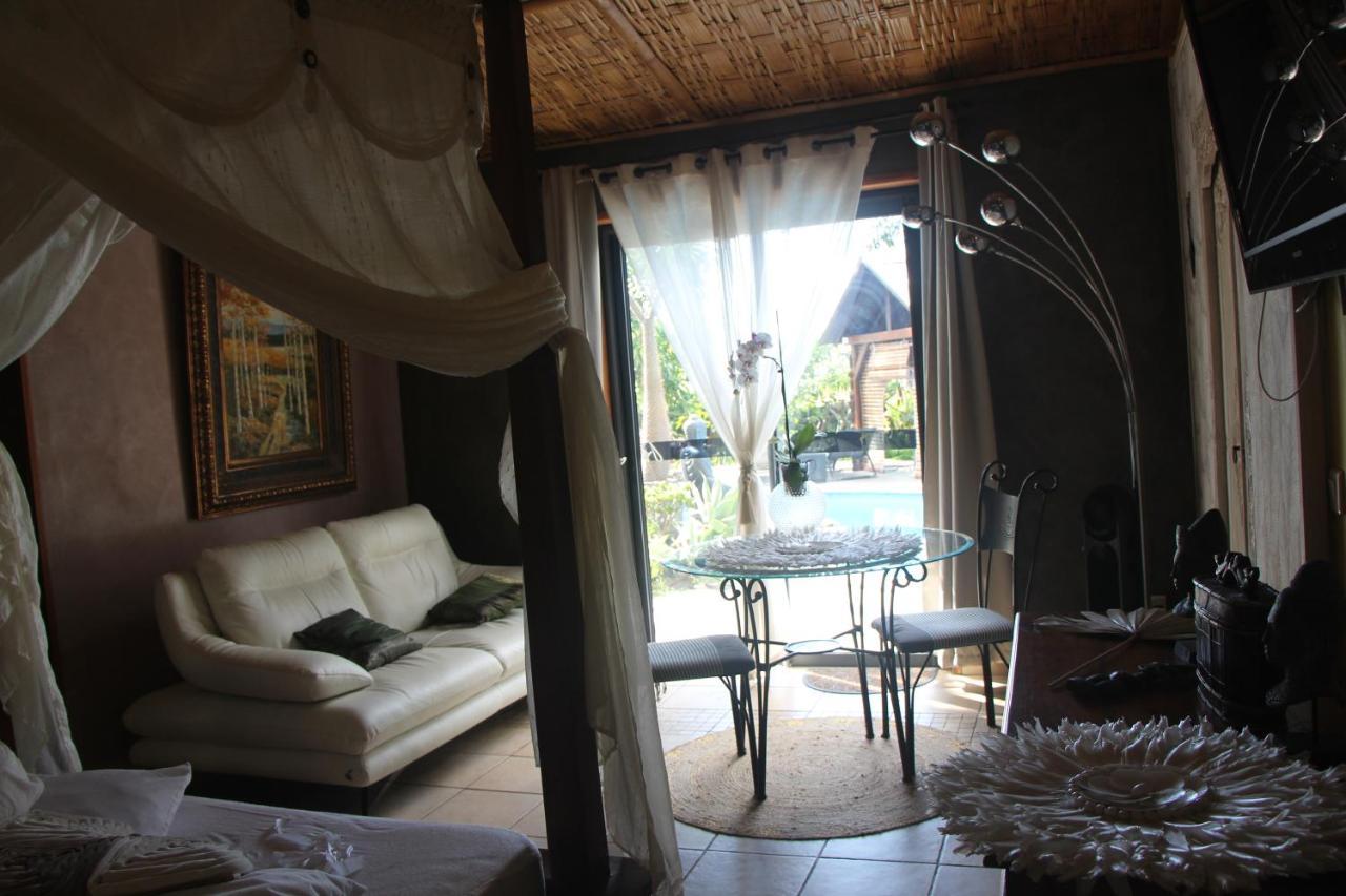 La Liane De Jade 974-Lodge Le Palissandre - Jacuzzi Privatif - Piscine Chauffee Le Bois de Nefles  Экстерьер фото